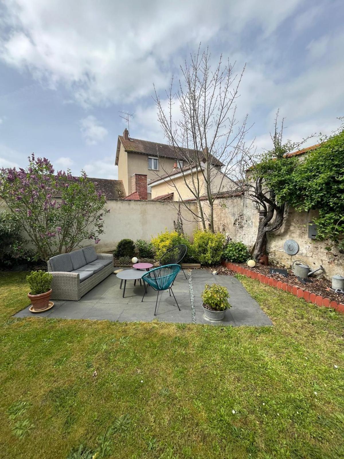 La Petite Maison * Gasny